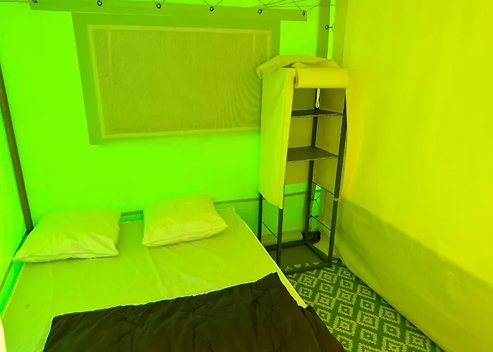 Les Eychecadous Campingplads Artigat