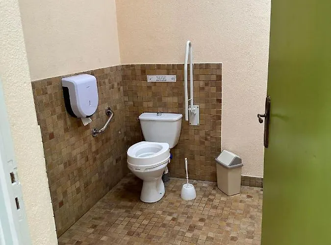 Camping Les Eychecadous Artigat